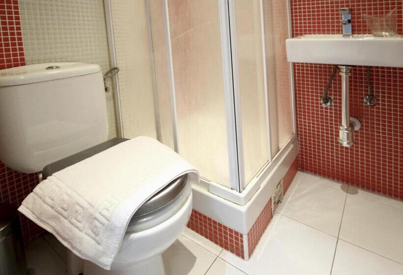 اتاق استاندارد, Hostal Foster