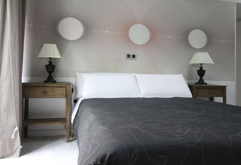 اتاق استاندارد, Hostal Foster