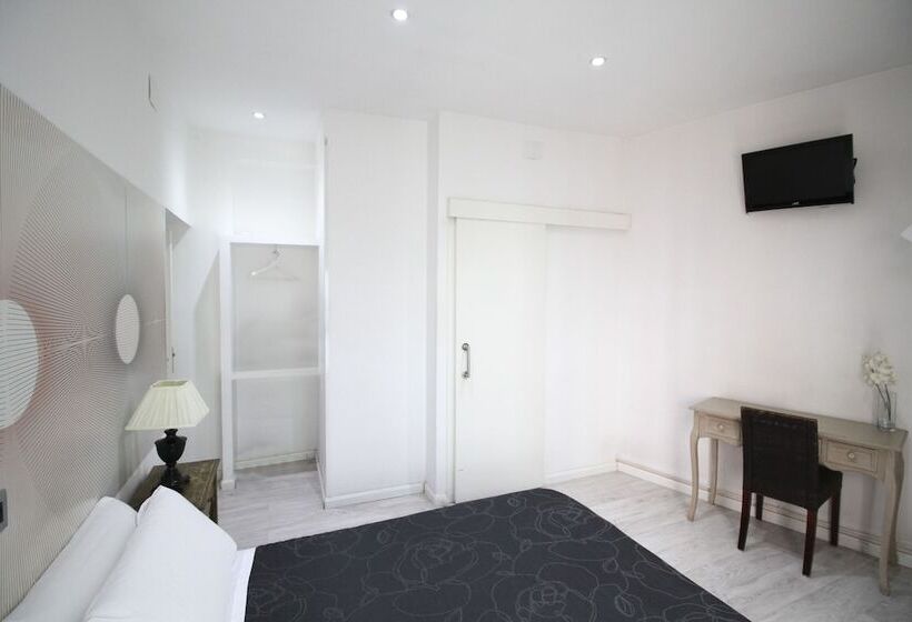 اتاق استاندارد, Hostal Foster