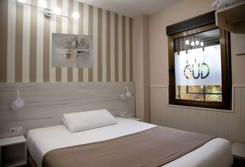 اتاق استاندارد, Hostal Gud Salamanca