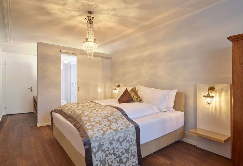 اتاق سوپریور, Schlüssel