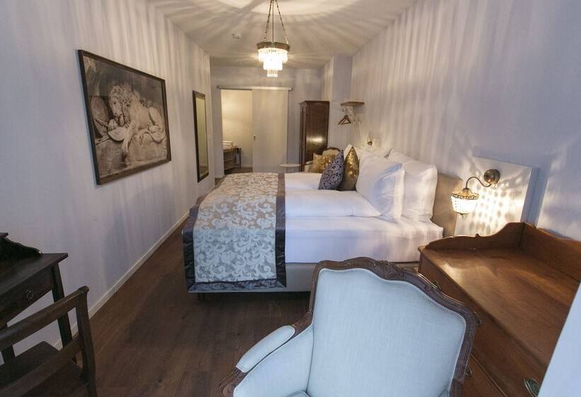 اتاق لوکس, Schlüssel