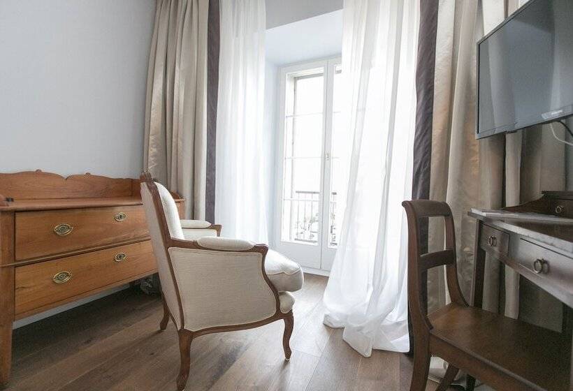 اتاق لوکس, Schlüssel