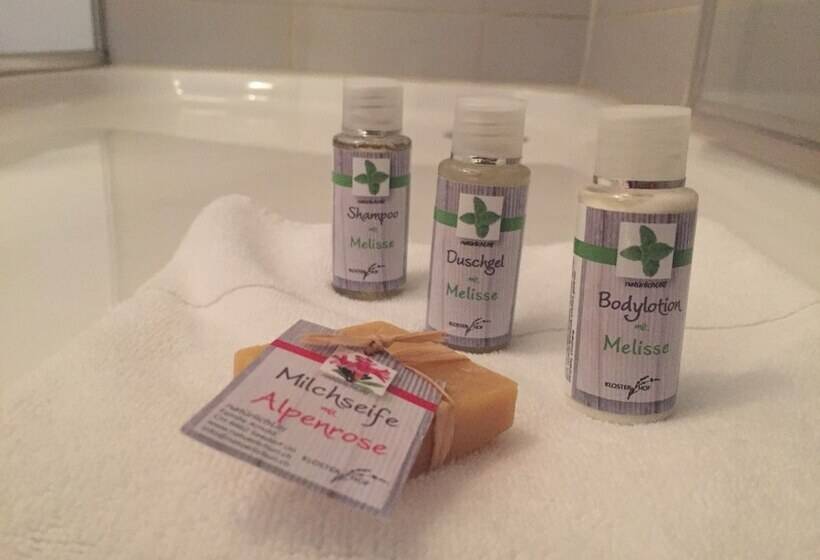 اتاق لوکس, Schlüssel