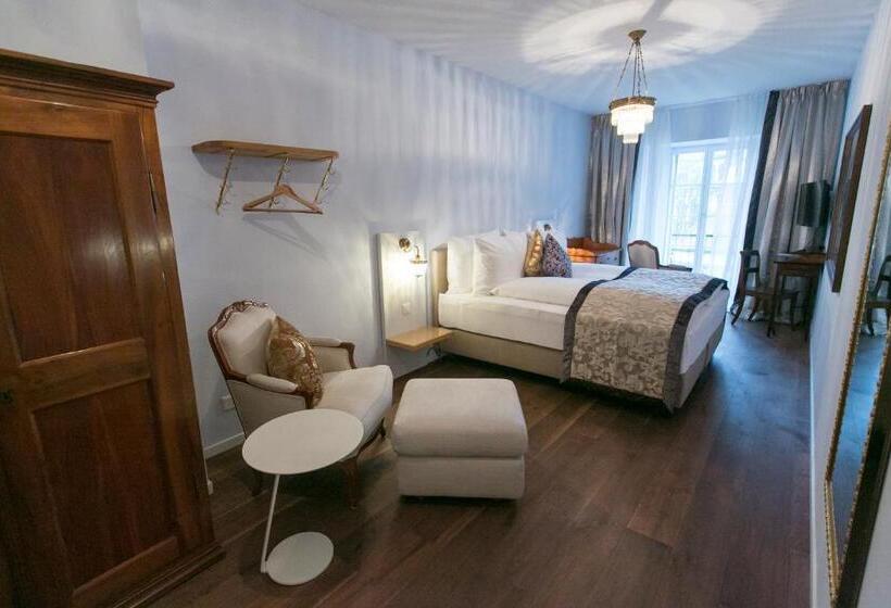 اتاق لوکس, Schlüssel