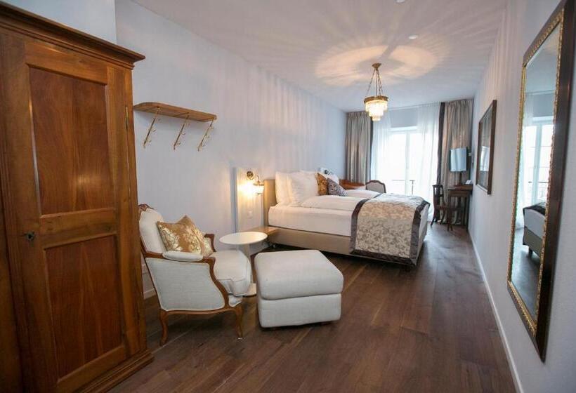 اتاق لوکس, Schlüssel