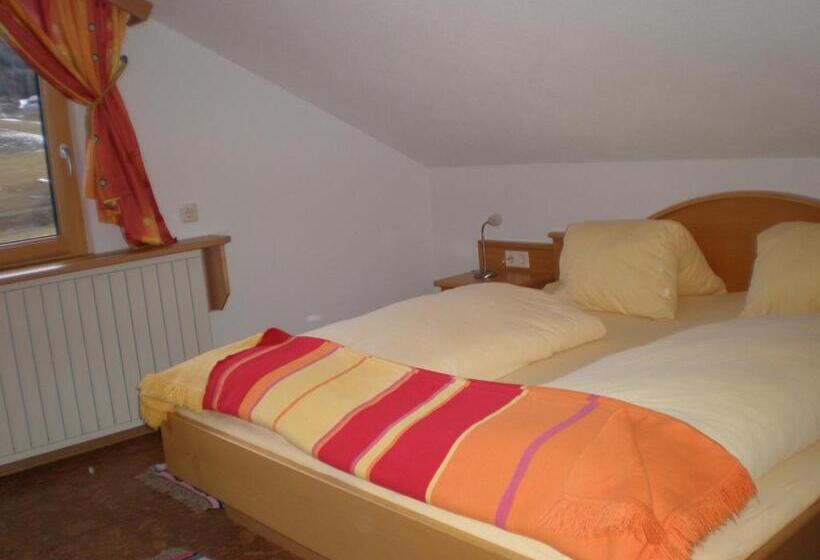 غرفة عائلية, Gasthof Zur Linde