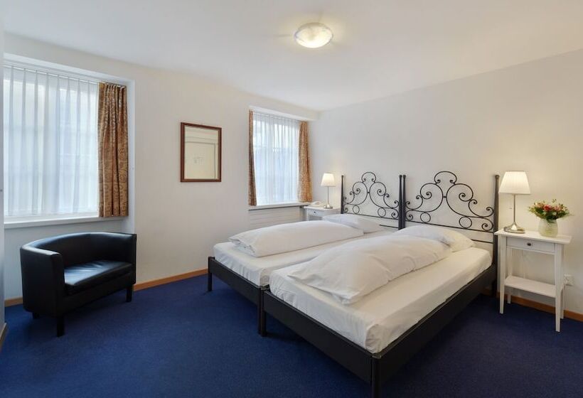 اتاق استاندارد, Hirschen