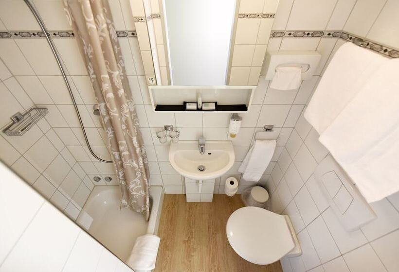 اتاق استاندارد, Hirschen