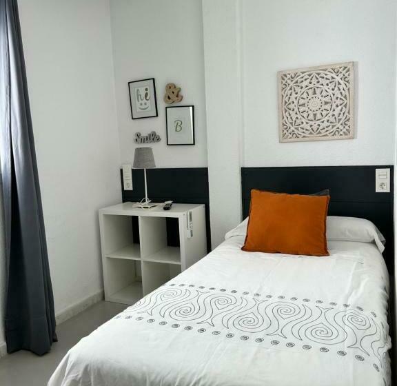 Номер Стандарт Индивидуальный, Hostal Berlin