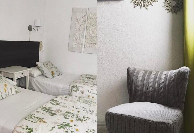 Номер Стандарт, Hostal Berlin
