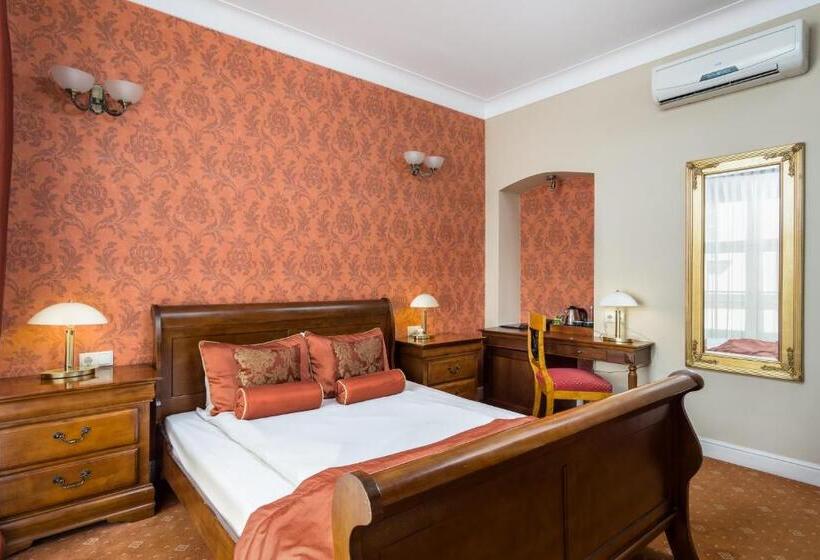 اتاق سوپریور, Kolegiacki