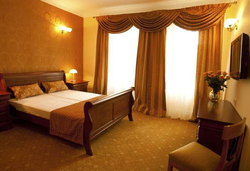 اتاق لوکس, Kolegiacki