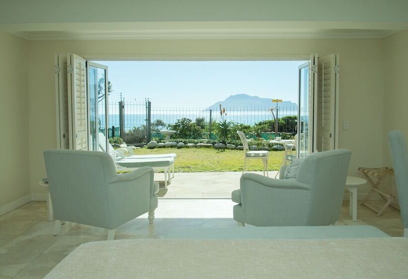 スーペリアールーム, Last Word Long Beach