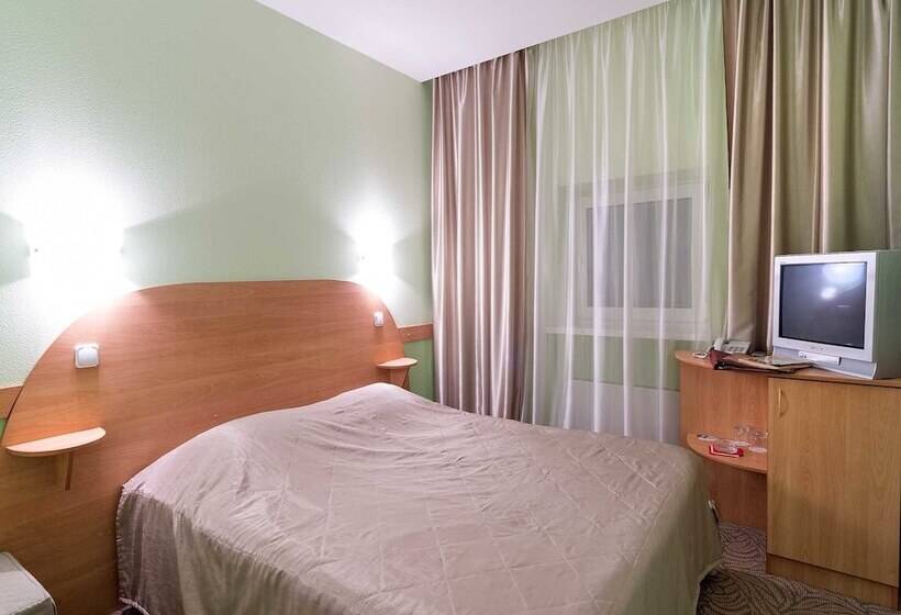 חדר סטנדרט, Luna