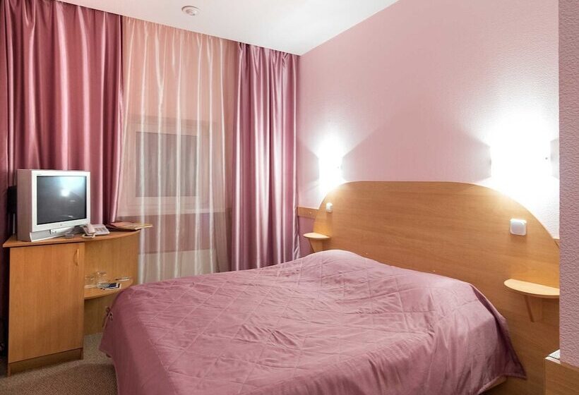 חדר סטנדרט, Luna