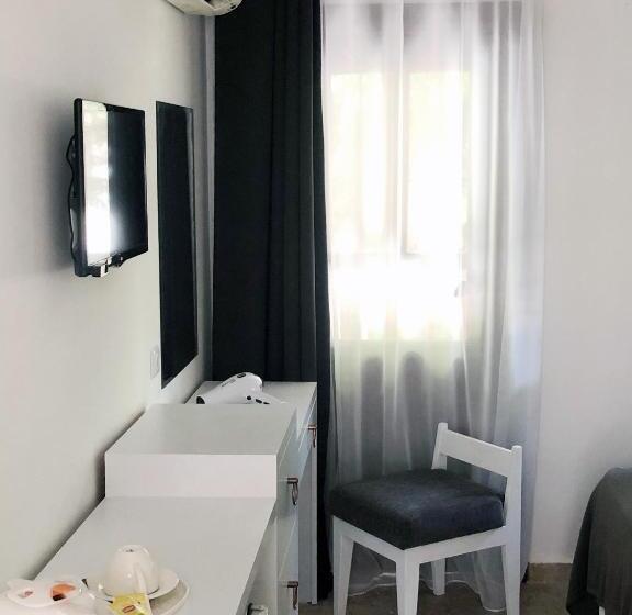 Номер Стандарт, Murat Pasha Mansion