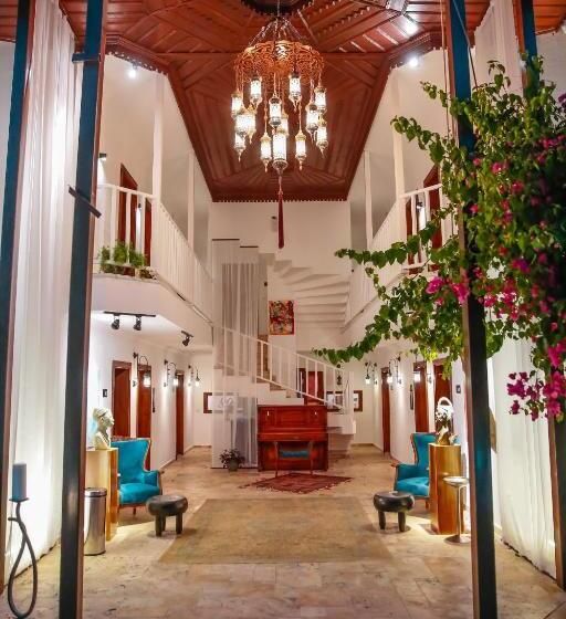 Стандартный Номер Кровать Кинг, Murat Pasha Mansion