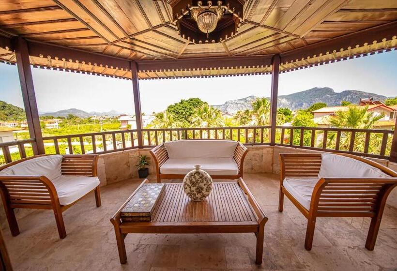 스탠다드 룸 킹사이즈 침대, Murat Pasha Mansion