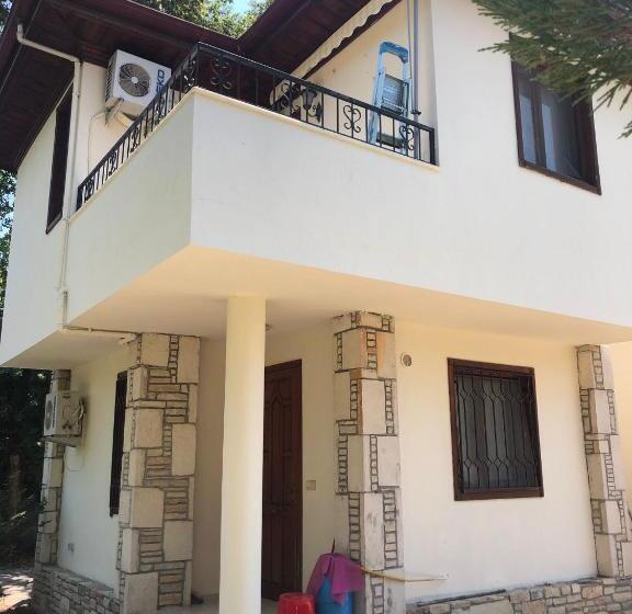 Вилла 2 Спальни, Murat Pasha Mansion