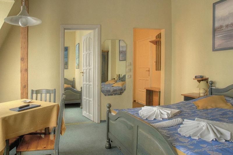 غرفة عائلية, Villa Nautilus