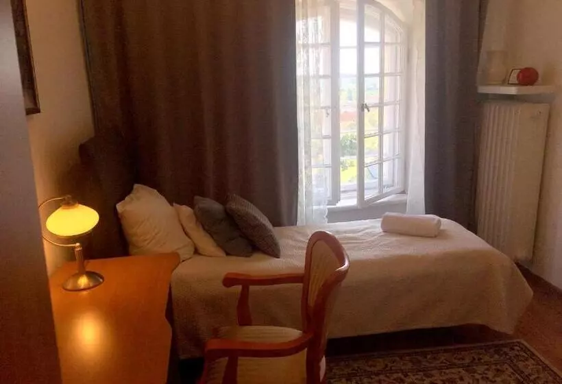 Royal Single Room
