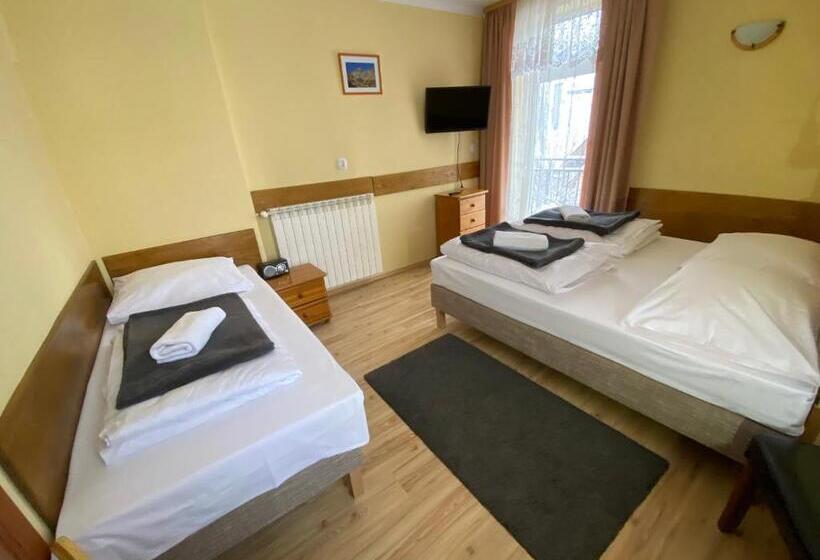 标准三人间, Rusałka