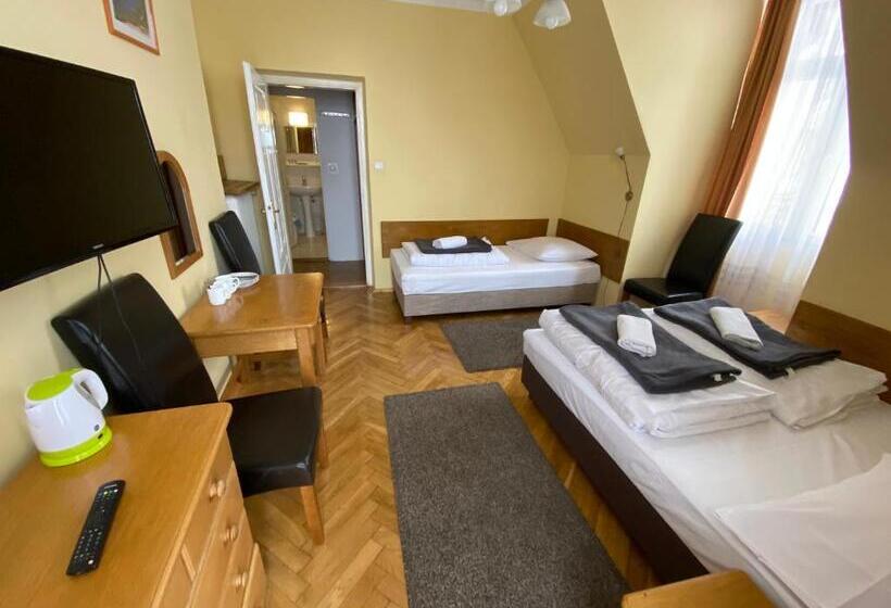 标准三人间, Rusałka