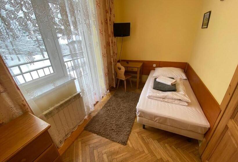 חדר סטודיו סטנדרד, Rusałka