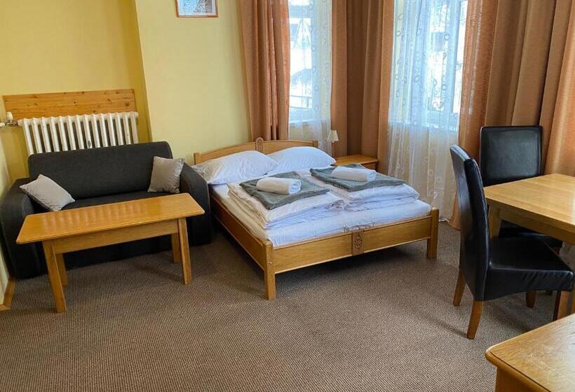 标准工作室, Rusałka