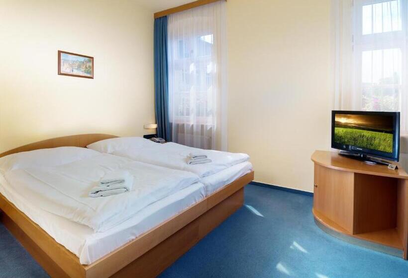 Номер Стандарт, Ruze