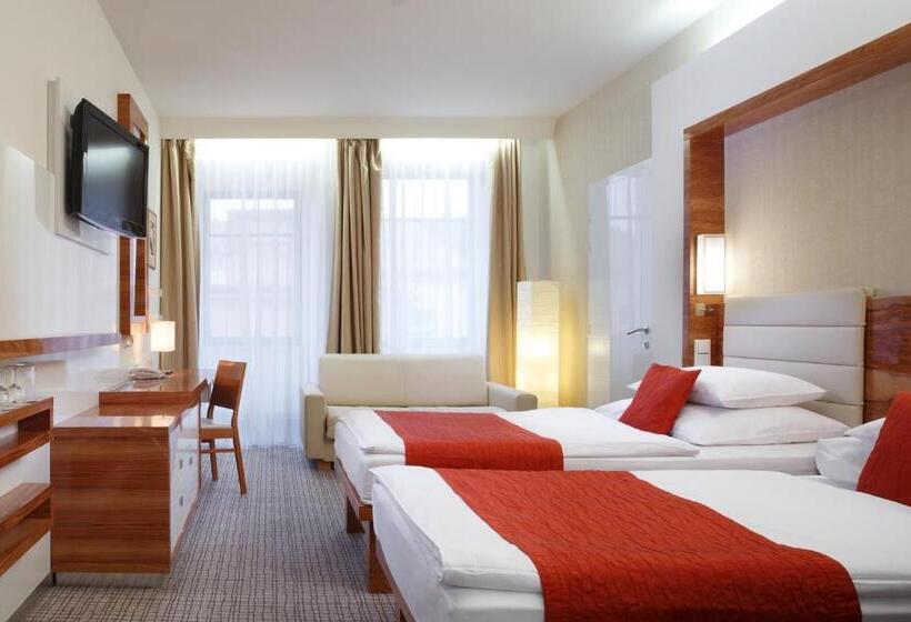 Номер Superior, St. Joseph Royal Regent