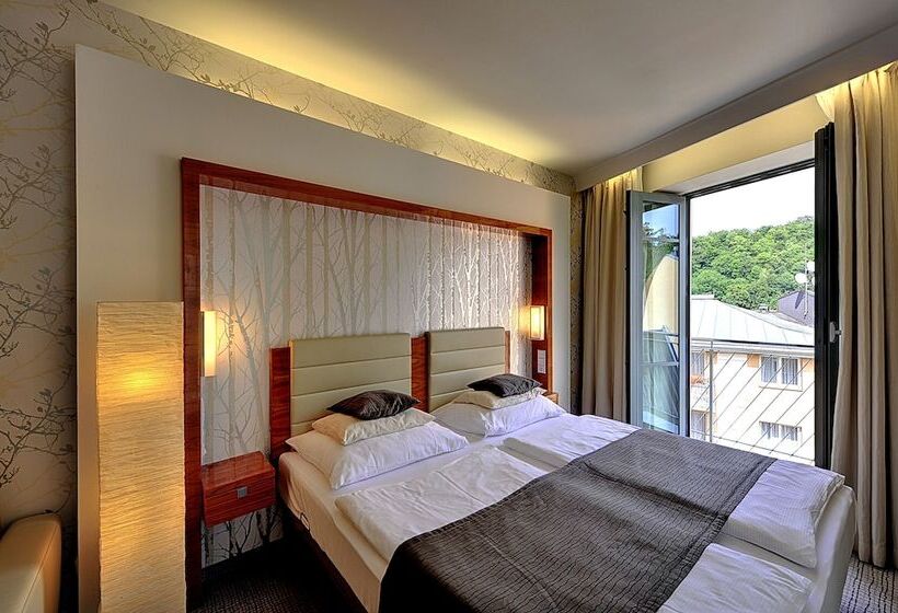 Номер Superior, St. Joseph Royal Regent