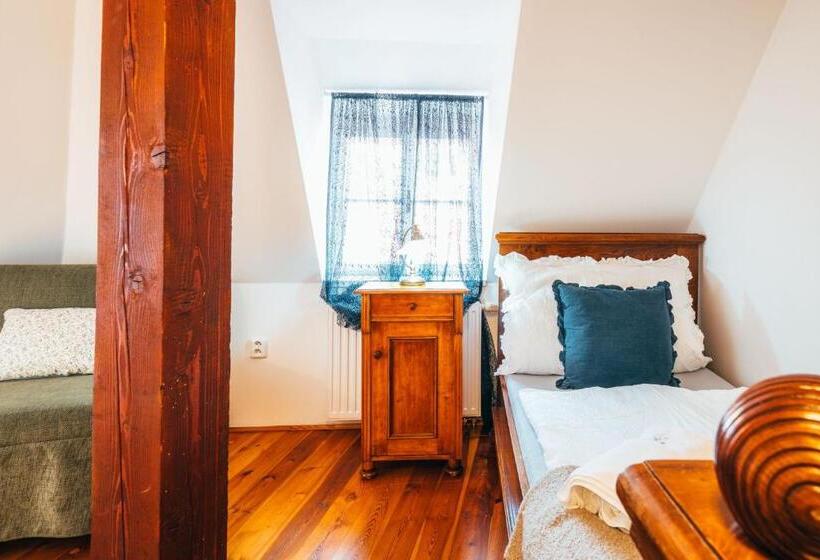 اتاق استاندارد, Sv. Hubertus