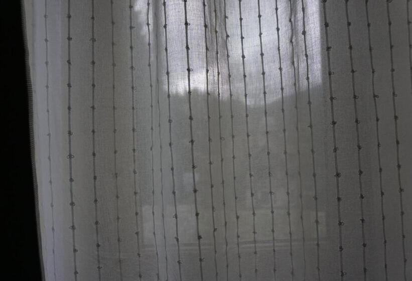 Quarto Estandar, Vila Arizto