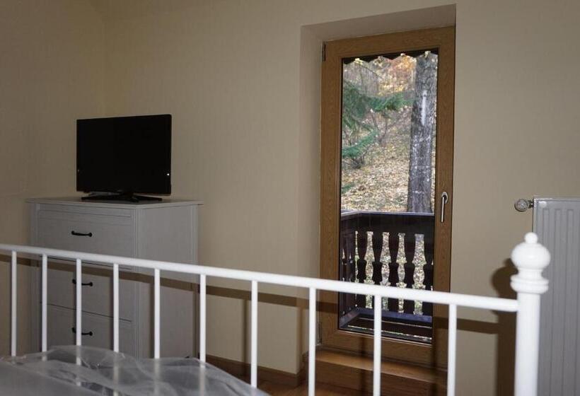 Quarto Superior, Vila Arizto