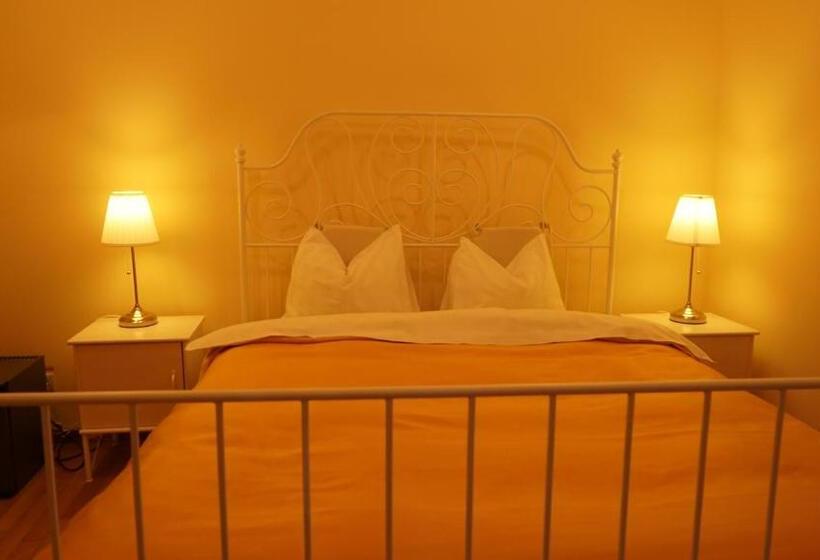 Quarto Superior, Vila Arizto