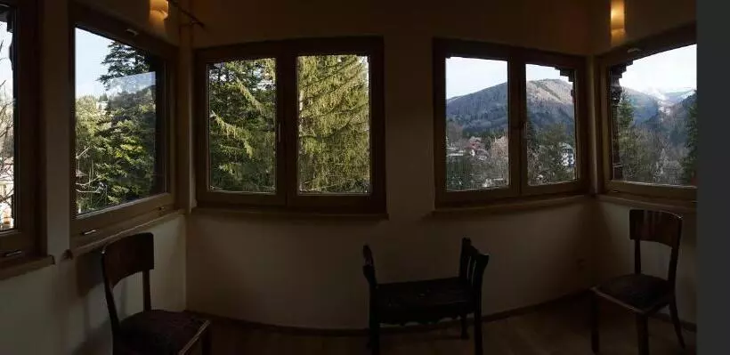 سوئیت 2 خوابه, Vila Arizto