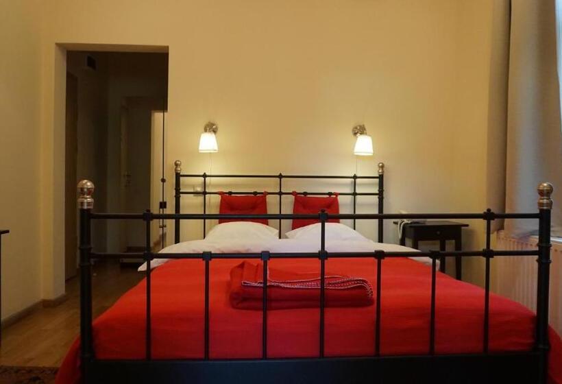 Люкс, Vila Arizto