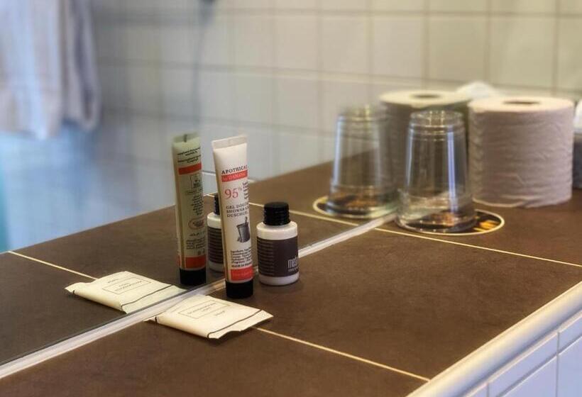 スタンダードシングルルーム, Villan