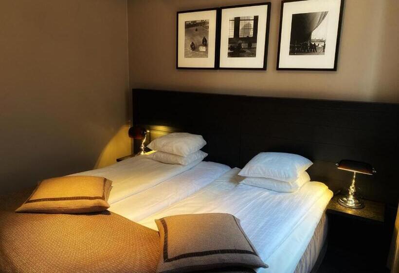 スタンダードトリプルルーム, Villan