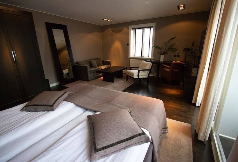 ファミリールーム, Villan