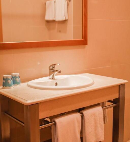 バルコニー付きシングルスタンダードルーム, Vitoria