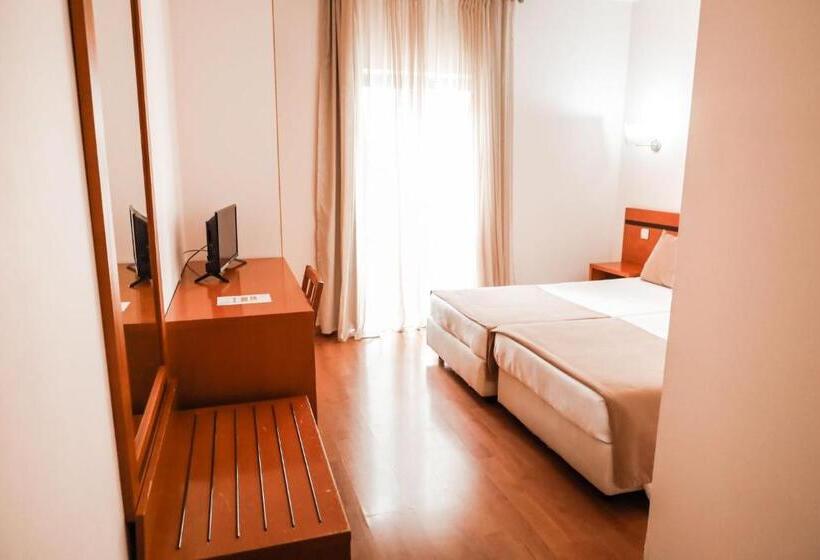 バルコニー付きスタンダードルーム, Vitoria