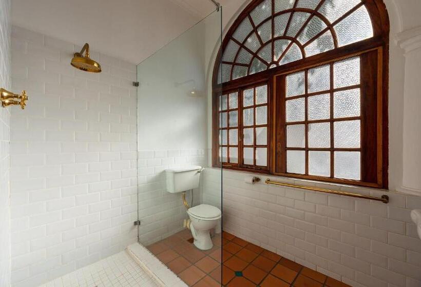 اتاق لوکس, Esperanza Guest House