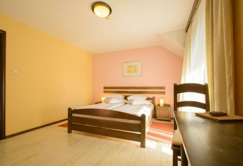 غرفة قياسية, Pensiunea La Despani