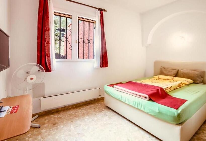 Номер Deluxe, Pinkflamingo