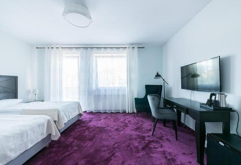 غرفة قياسية ثلاثية, Villa Gdynia