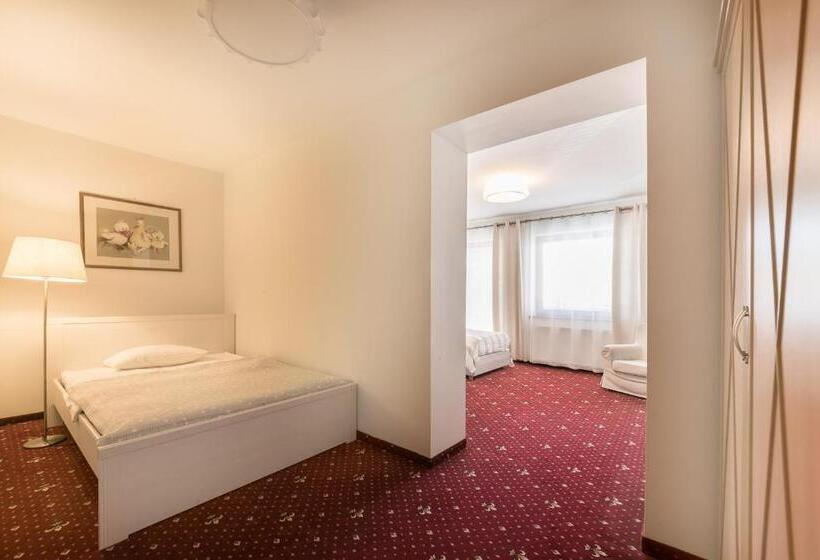 غرفة قياسية رباعية, Villa Gdynia