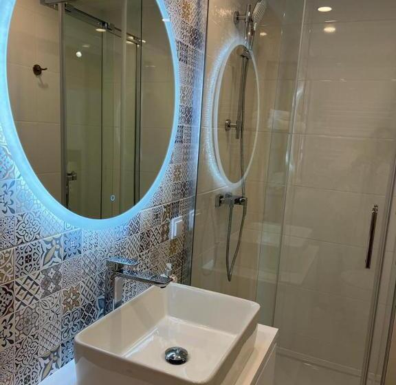 إستديو عائلى, Villa Gdynia